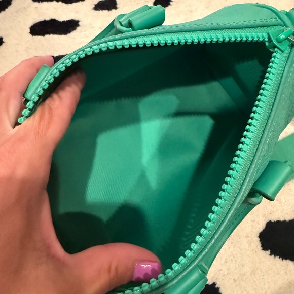 Keepall Bandouliere Bag Monogram Taurillon Leather 25 green rare AUTH ex cond - Picture 9 of 15